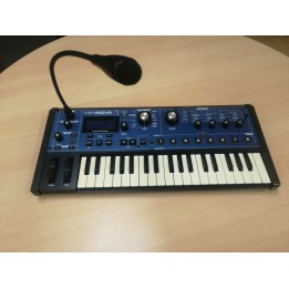 Aluguer do Novation MiniNova
