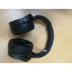 Auriculares Bluethooth Sony con cancelación de ruido. Posibilidad de conexión por cable y máxima fidelidad.